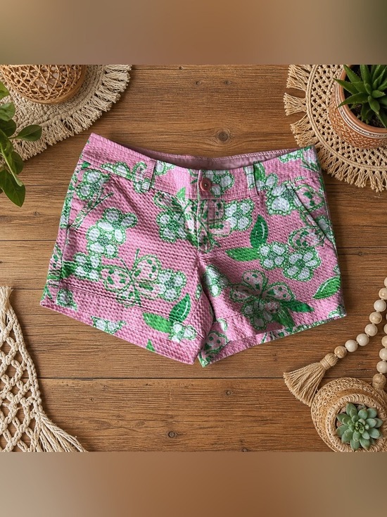 Lilly Pulitzer Pants - Lilly Pulitzer Callahan Shorts Size 4 Pink Green Floral Butterfly Preppy